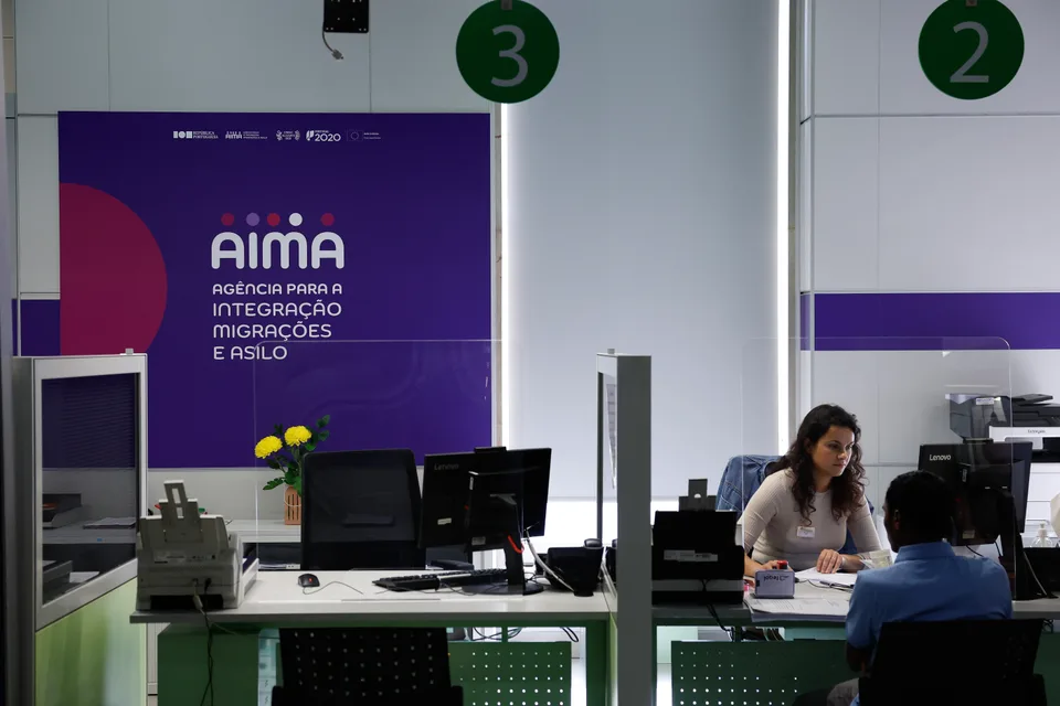 La AIMA portuguesa entra en huelga: el organismo migratorio afronta presión laboral en plena inestabilidad interna
