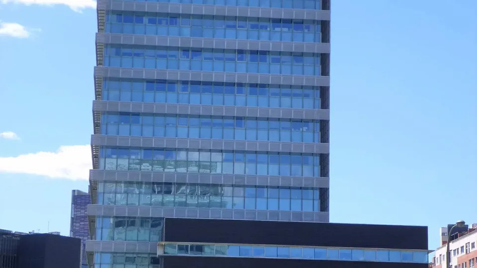 Sede de Adif en Madrid, edificio Titán 4-6, fotografiado el 23 de abril de 2016; archivo, no representa nombramientos ni accidente.