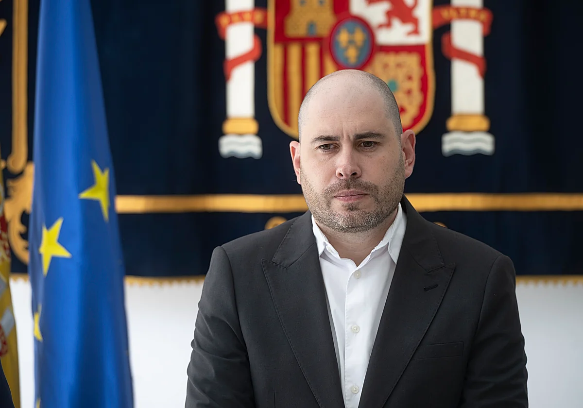 Miguel Ángel Pérez Triano, exdelegado del Gobierno en Ceuta, durante una comparecencia posterior a la crisis del 30-J.
