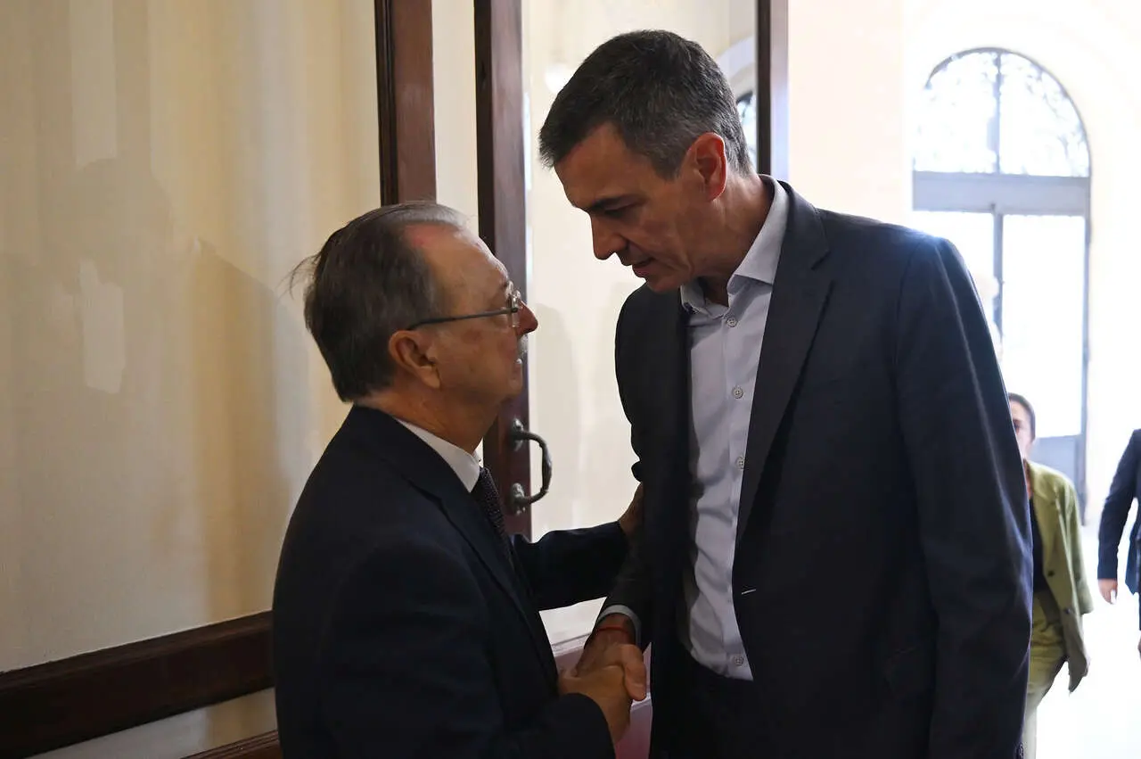 Tardón reclama a Vivas el registro de llamadas con Moncloa y convierte las comunicaciones de Ceuta en una prueba documental